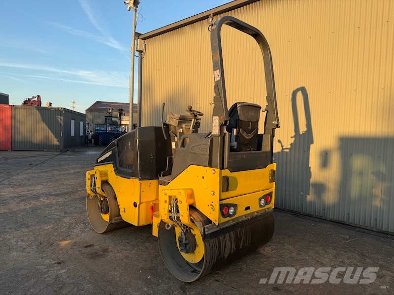 Bomag BW 120 AD-5 مداحل ثنائية الاسطوانة