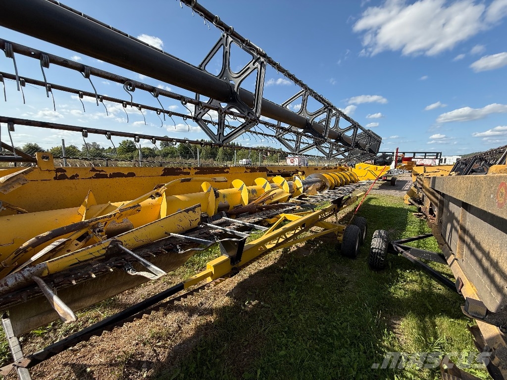 New Holland CR 9080 Elevation, 30”VF Kombajni