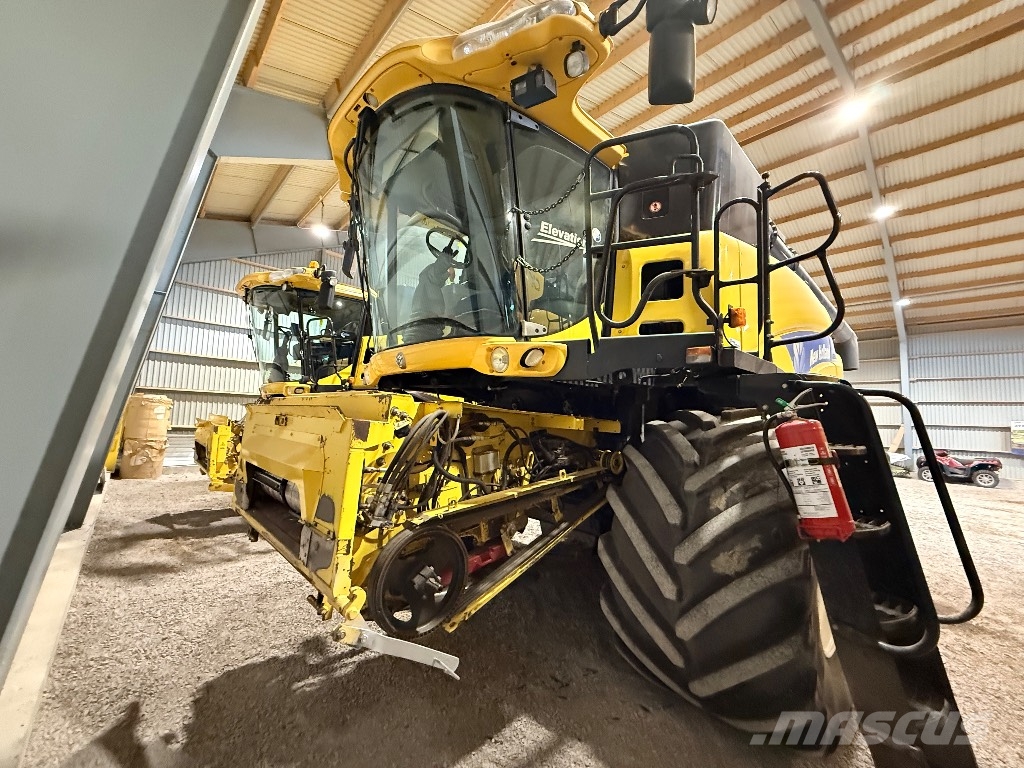 New Holland CR 9080 Elevation, 30”VF Kombajni