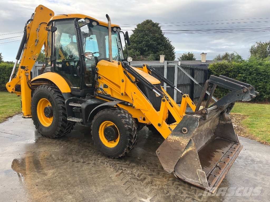 JCB 3CX Backhoe loaders