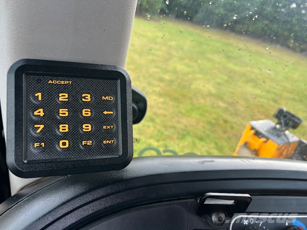 JCB 3CX Backhoe loaders