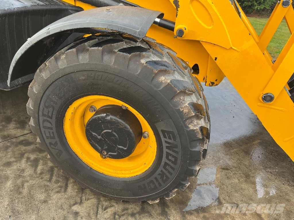 JCB 3CX Backhoe loaders