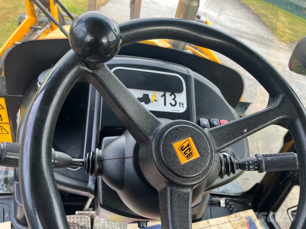 JCB 3CX Backhoe loaders