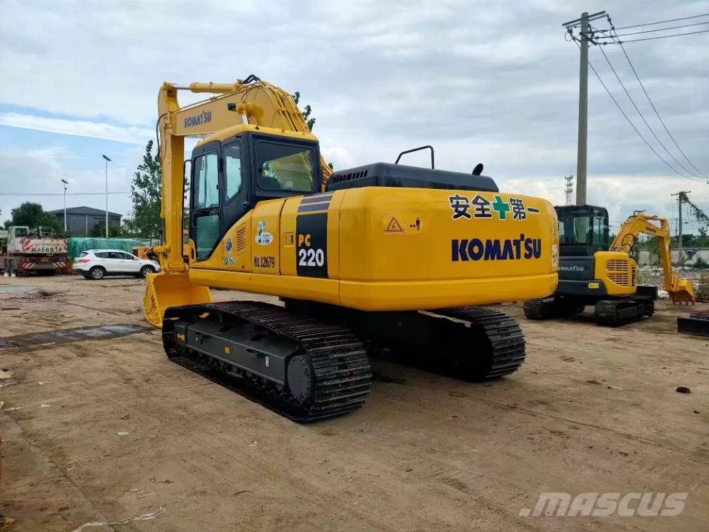 Komatsu PC220 Εκσκαφείς με ερπύστριες