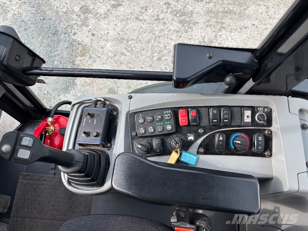 CAT 906M Rataslaadurid