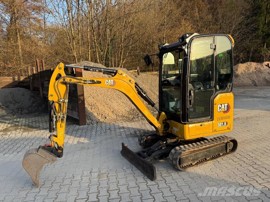 CAT 301.8-5 小型挖掘机