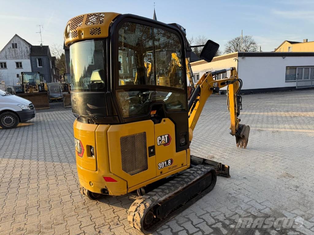 CAT 301.8-5 小型挖掘机