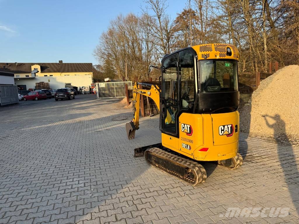 CAT 301.8-5 小型挖掘机