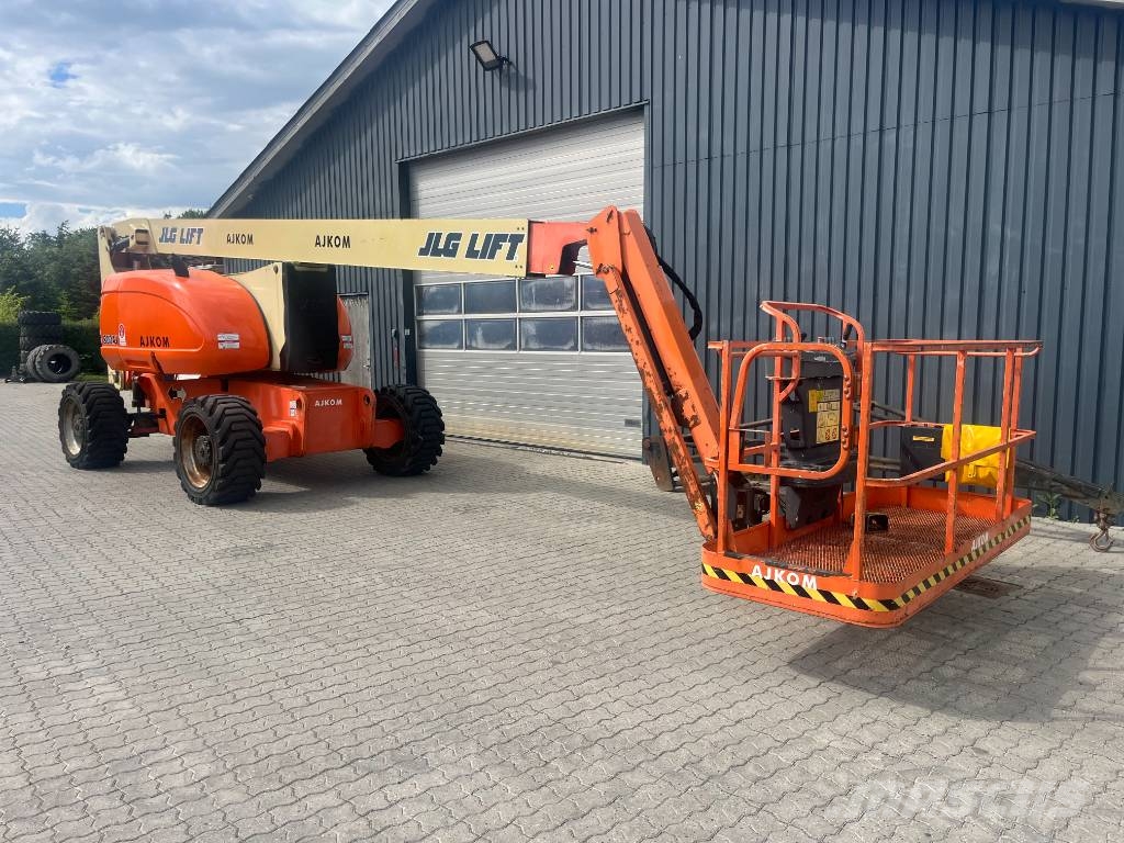 JLG 800 AJ Bomlifte med knækarm