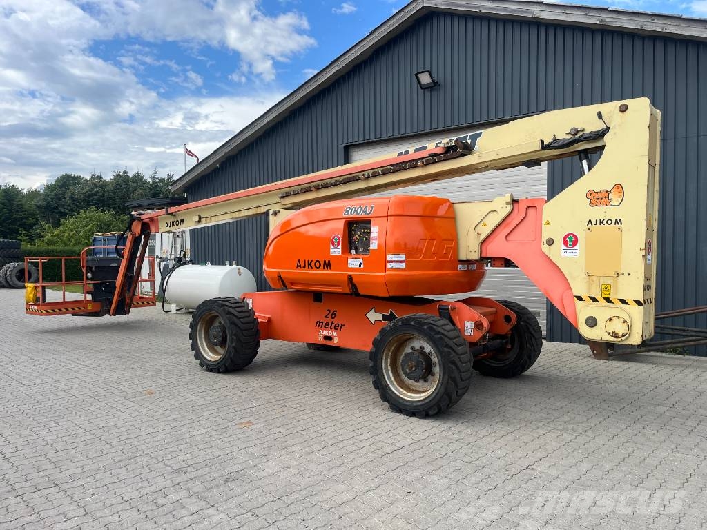 JLG 800 AJ Bomlifte med knækarm