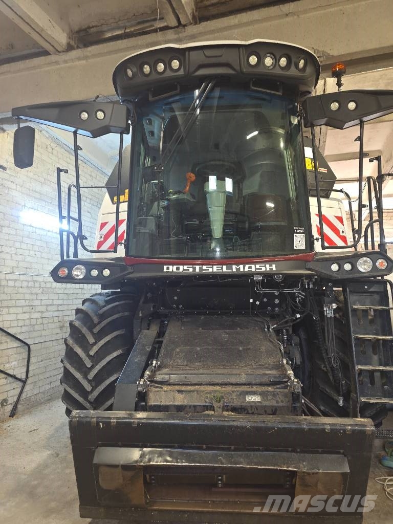Rostselmash Torum 770 Kombajni