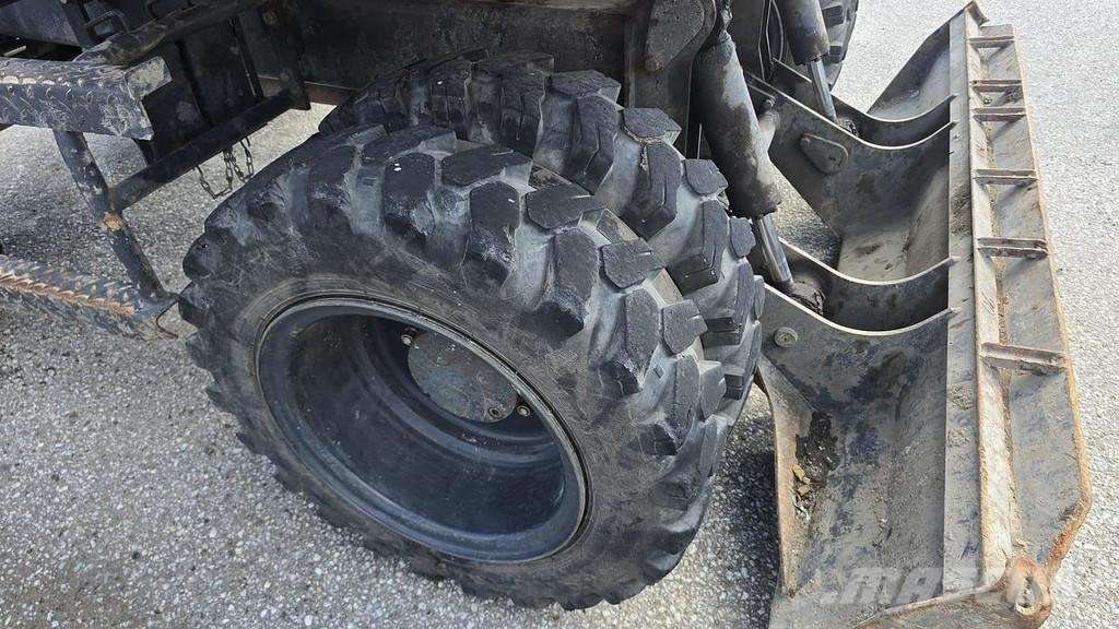 Takeuchi TB175W Mobilbagger Īpašie ekskavatori