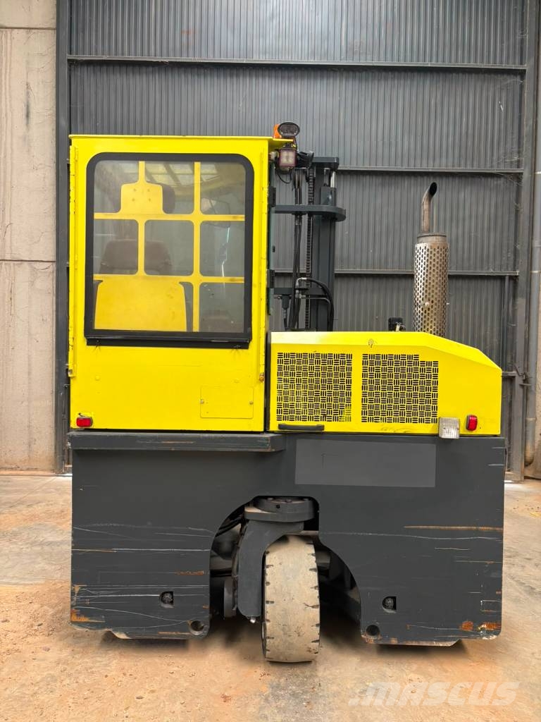 Combilift C300 Бокові навантажувачі