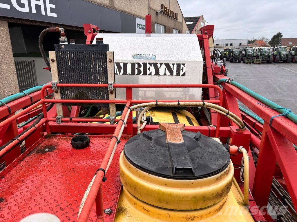 Beyne PLK 3400 Pulverizadores arrastrados