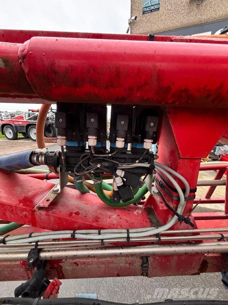 Beyne PLK 3400 Pulverizadores arrastrados