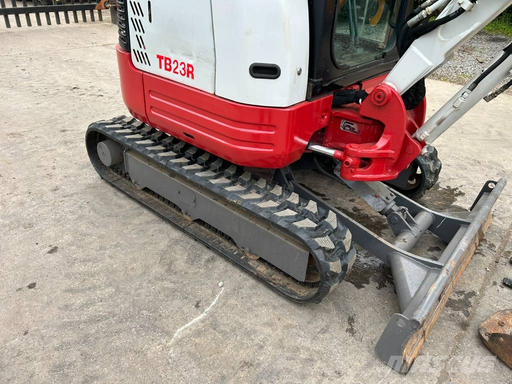 Takeuchi TB 23 R Miniescavatori