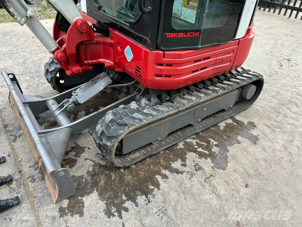 Takeuchi TB 23 R Miniescavatori