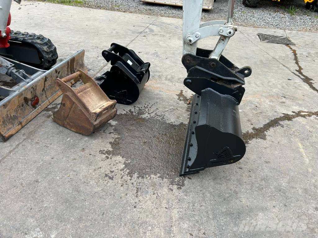 Takeuchi TB 23 R Miniescavatori