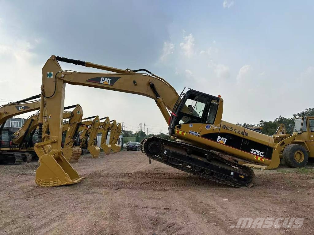 CAT 325C Raupenbagger