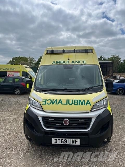 Fiat Ducato A&E Fiat Ducato A&E Vehicle with Stryker Pr Ambulancias