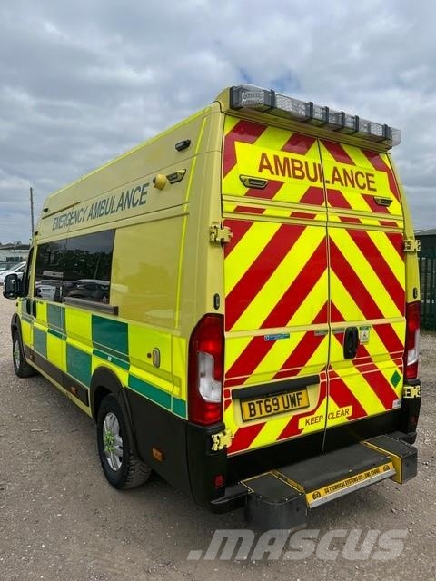 Fiat Ducato A&E Fiat Ducato A&E Vehicle with Stryker Pr Ambulancias