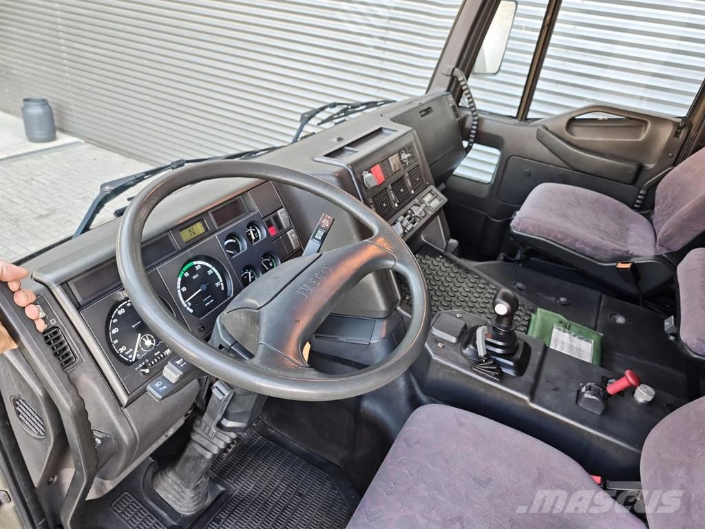 Iveco Eurotrakker 190E35W Cursor 4x4 Platte bakwagens