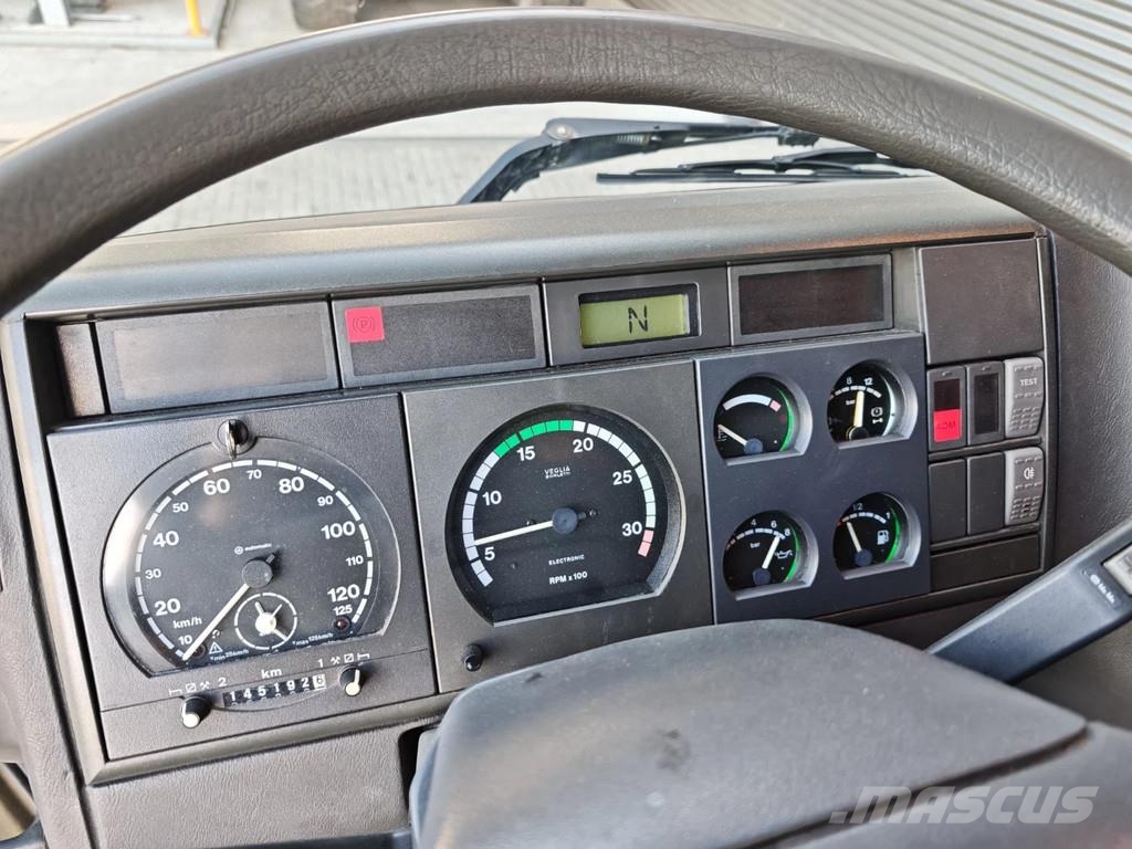Iveco Eurotrakker 190E35W Cursor 4x4 Platte bakwagens
