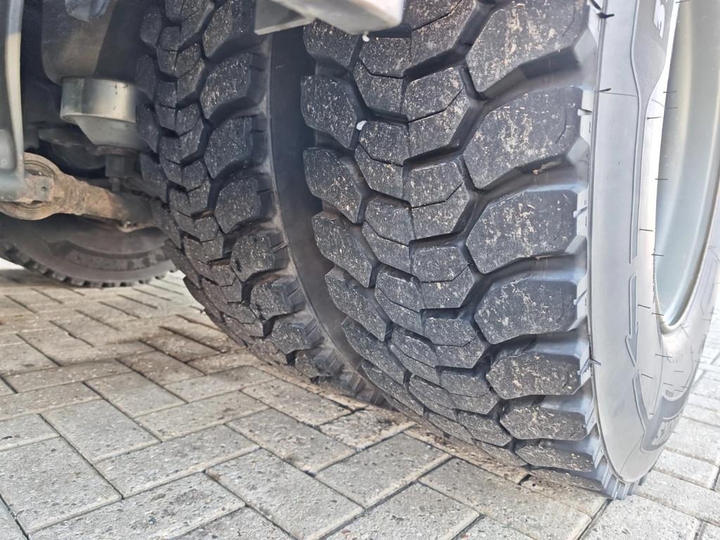 Iveco Eurotrakker 190E35W Cursor 4x4 Platte bakwagens