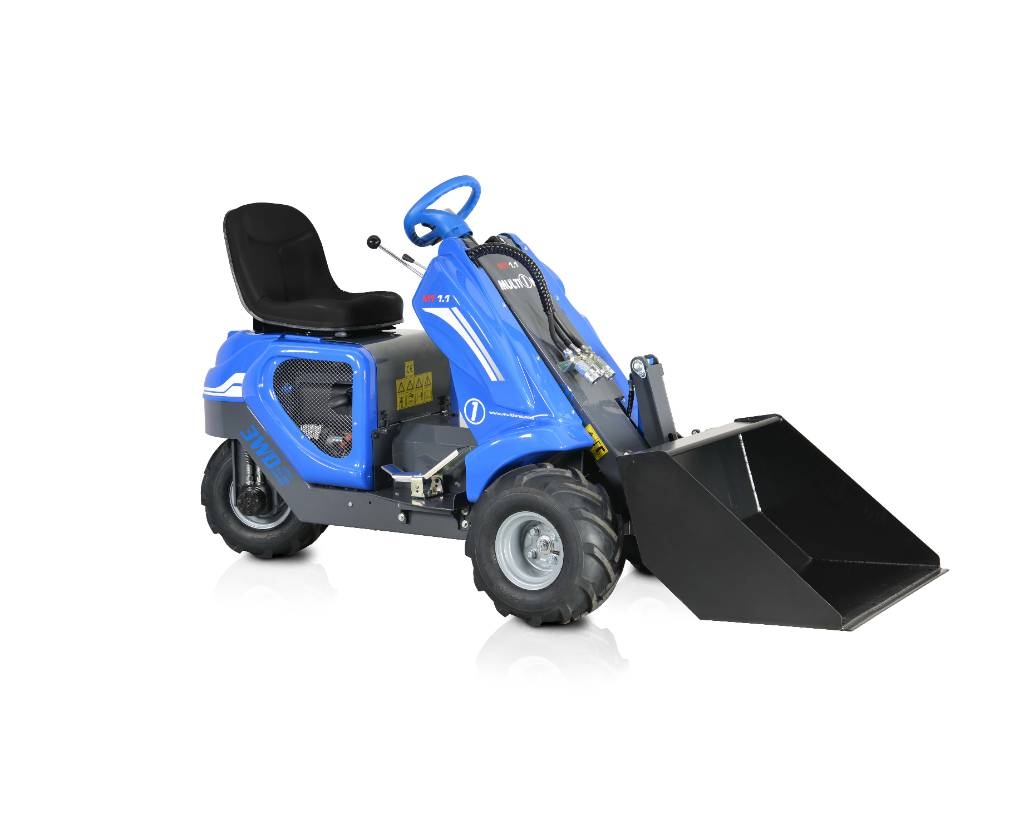 Multione 1.1 スキッドステアローダー