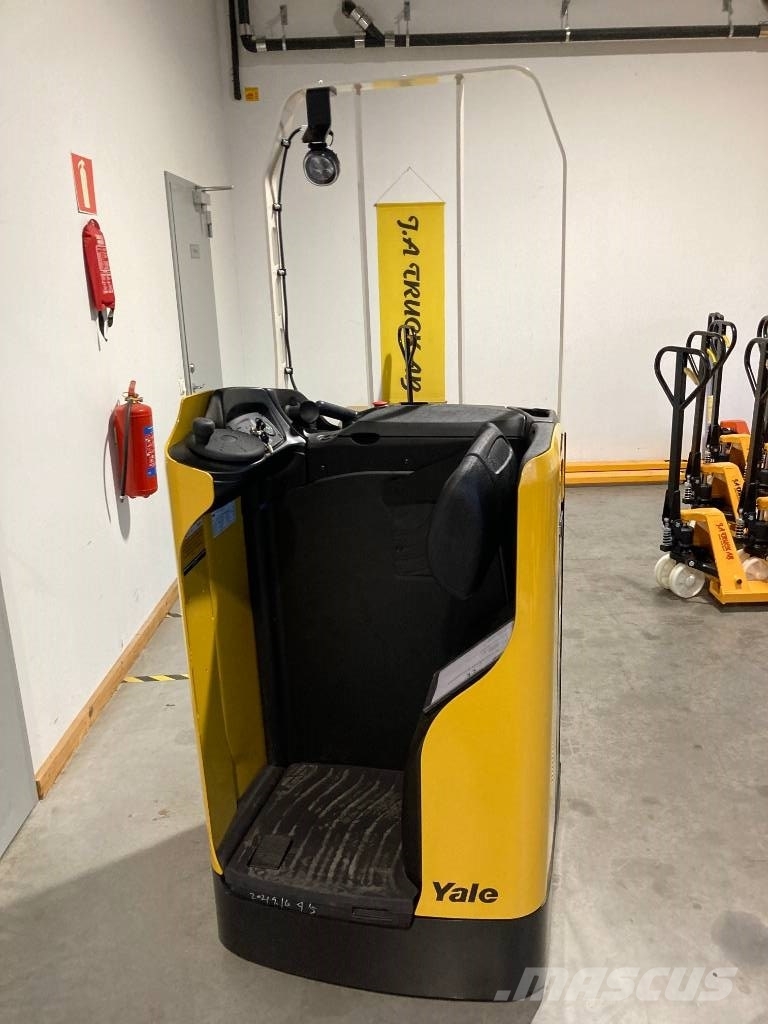 Yale MP20T. Ledtruck stå/sitt رافعة منخفضة المستوى ذات منصة
