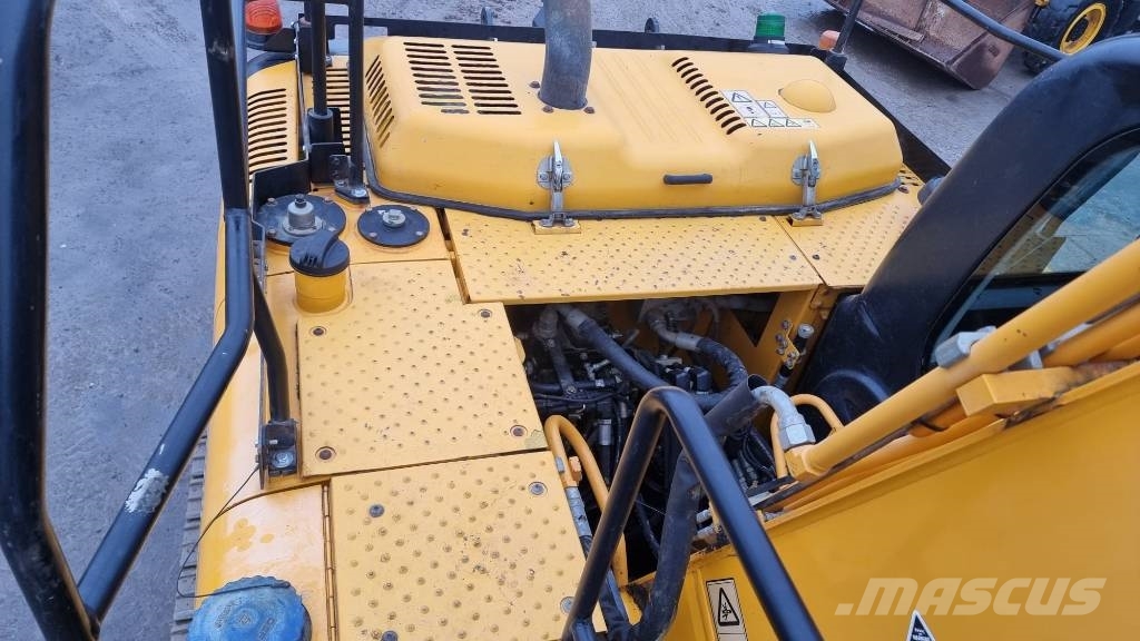 JCB JS 160 LC حفارات زحافة
