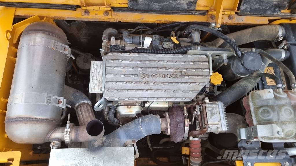 JCB JS 160 LC حفارات زحافة