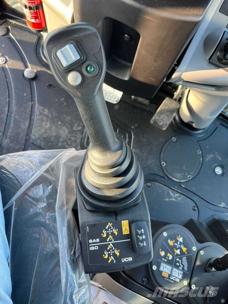 JCB 3CX PLUS * NEW unused * Joysticks * 110hp * Backhoe loaders