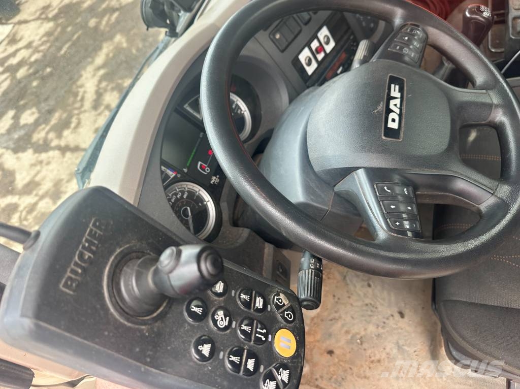 Bucher MaxPowa V65 Sweepers