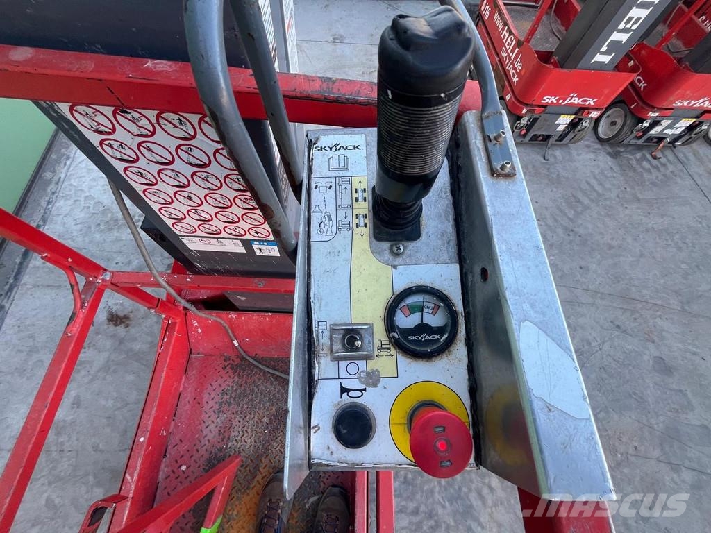 SkyJack SJ16 SJ16 Teleskopske podizne platforme