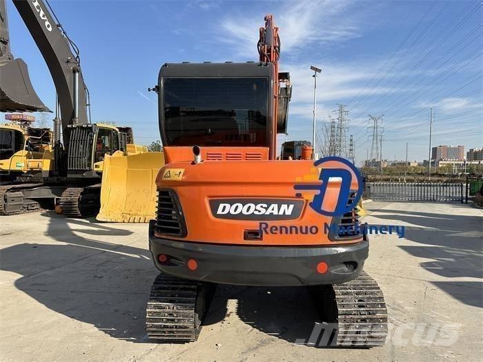 Doosan DX 60 Minibagger < 7t