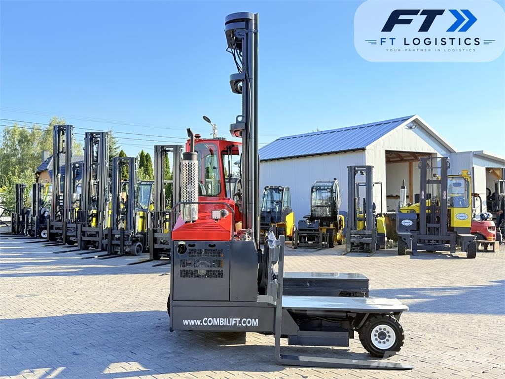 Combilift C4500 | GAS | TRIPLEX 8400 | WIDE FORK POSITIONER Viljuškari sa 4-stranskim dohvatom