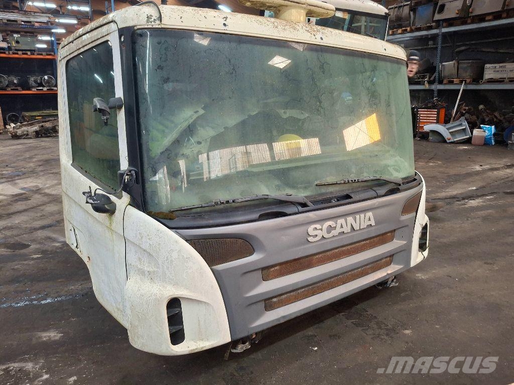 Scania P 380 CP14 Cabine e interni
