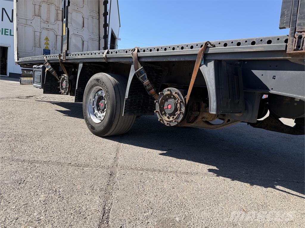 Krone Iný model VIN 327 Semi remorque à rideaux coulissants (PLSC)
