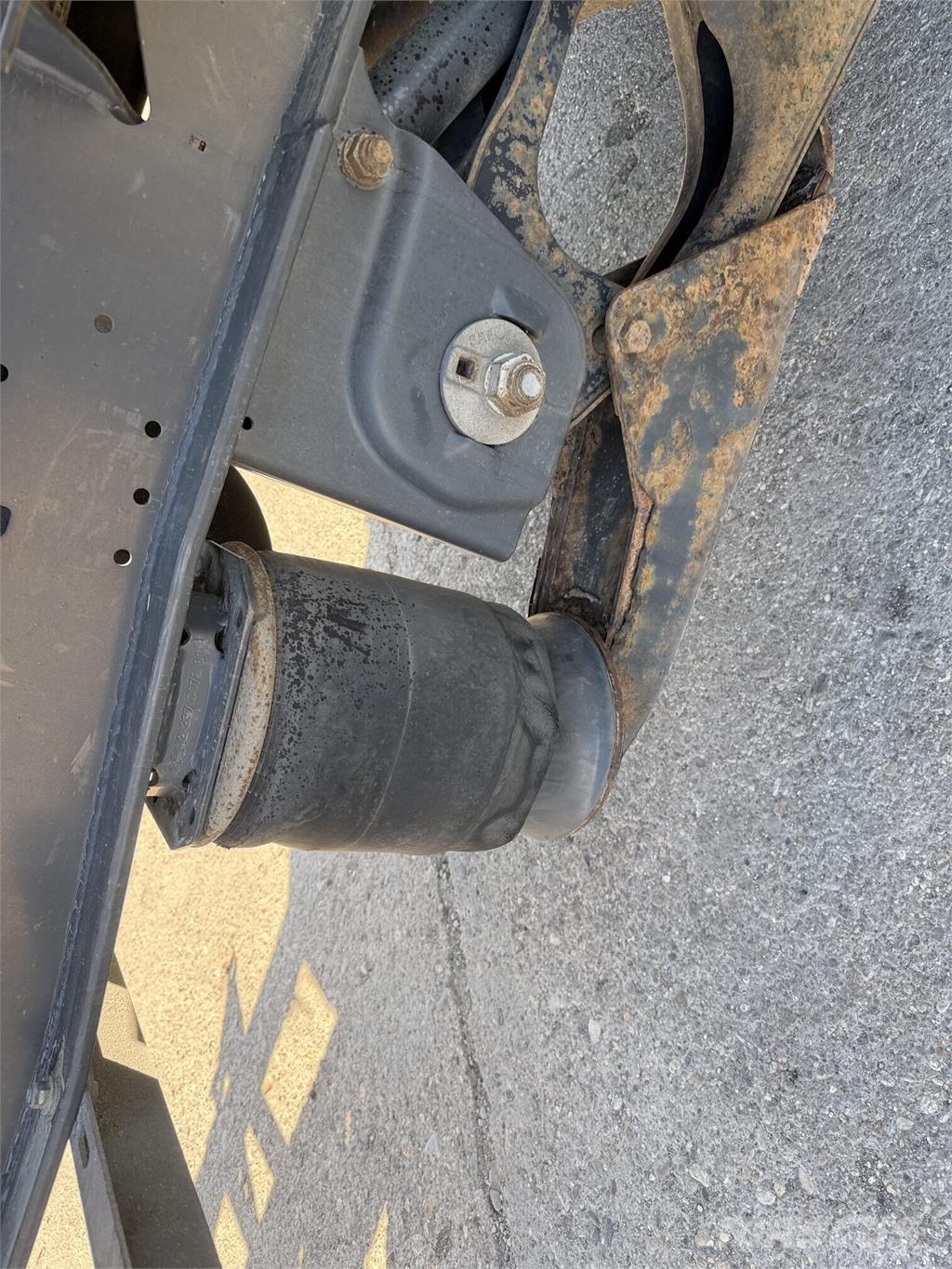 Krone Iný model VIN 327 Semi remorque à rideaux coulissants (PLSC)