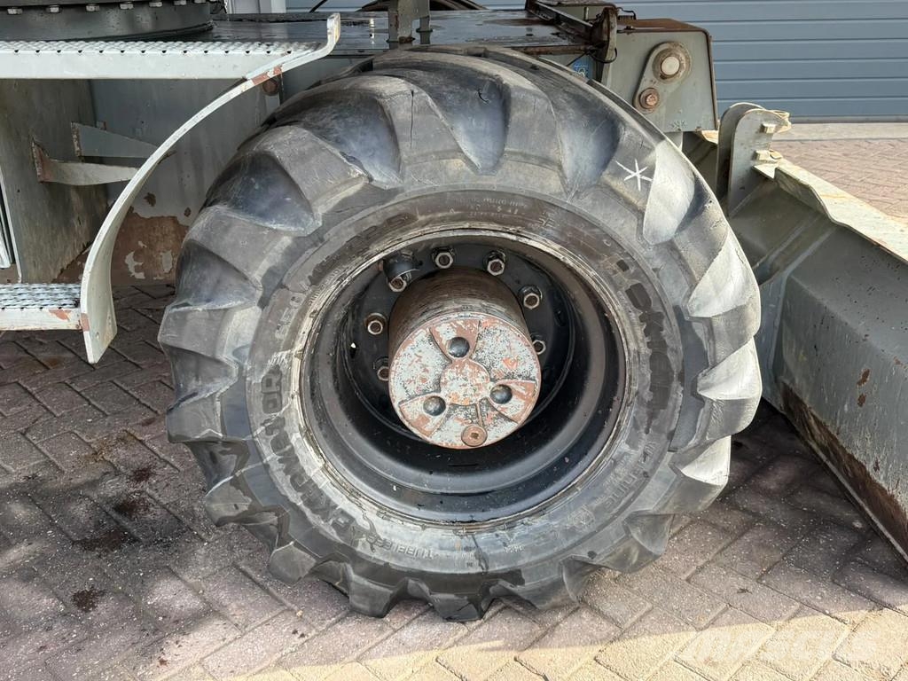 Liebherr A900C Wielgraafmachines