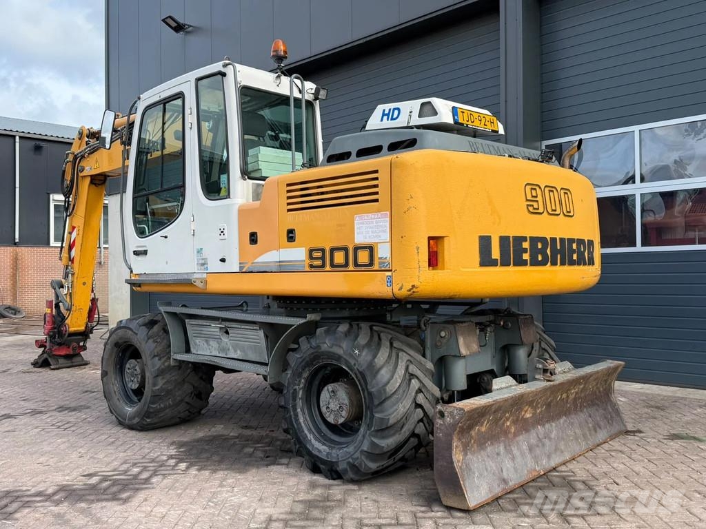 Liebherr A900C Wielgraafmachines