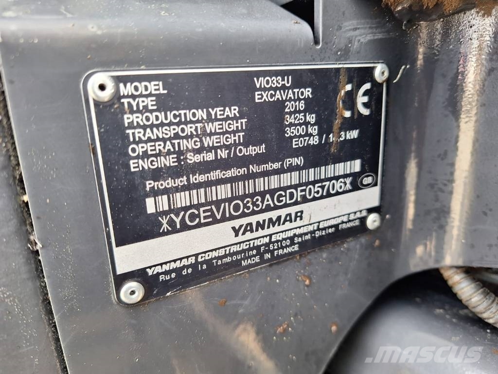 Yanmar ViO33-U PYÖRITTÄJÄLLÄ حفارات صغيرة أقل من 7 طن (حفارات صغيرة)