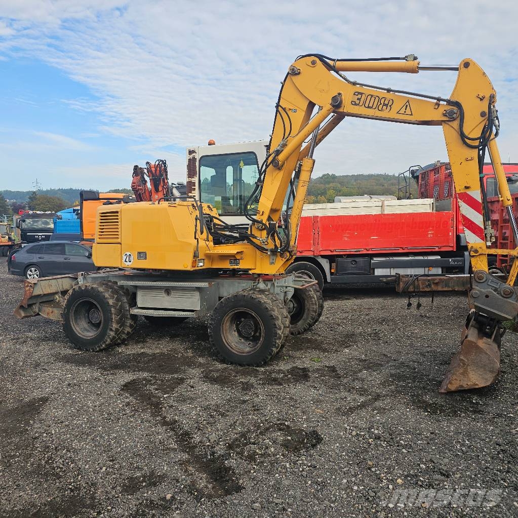 Liebherr 308 حفارات بعجل