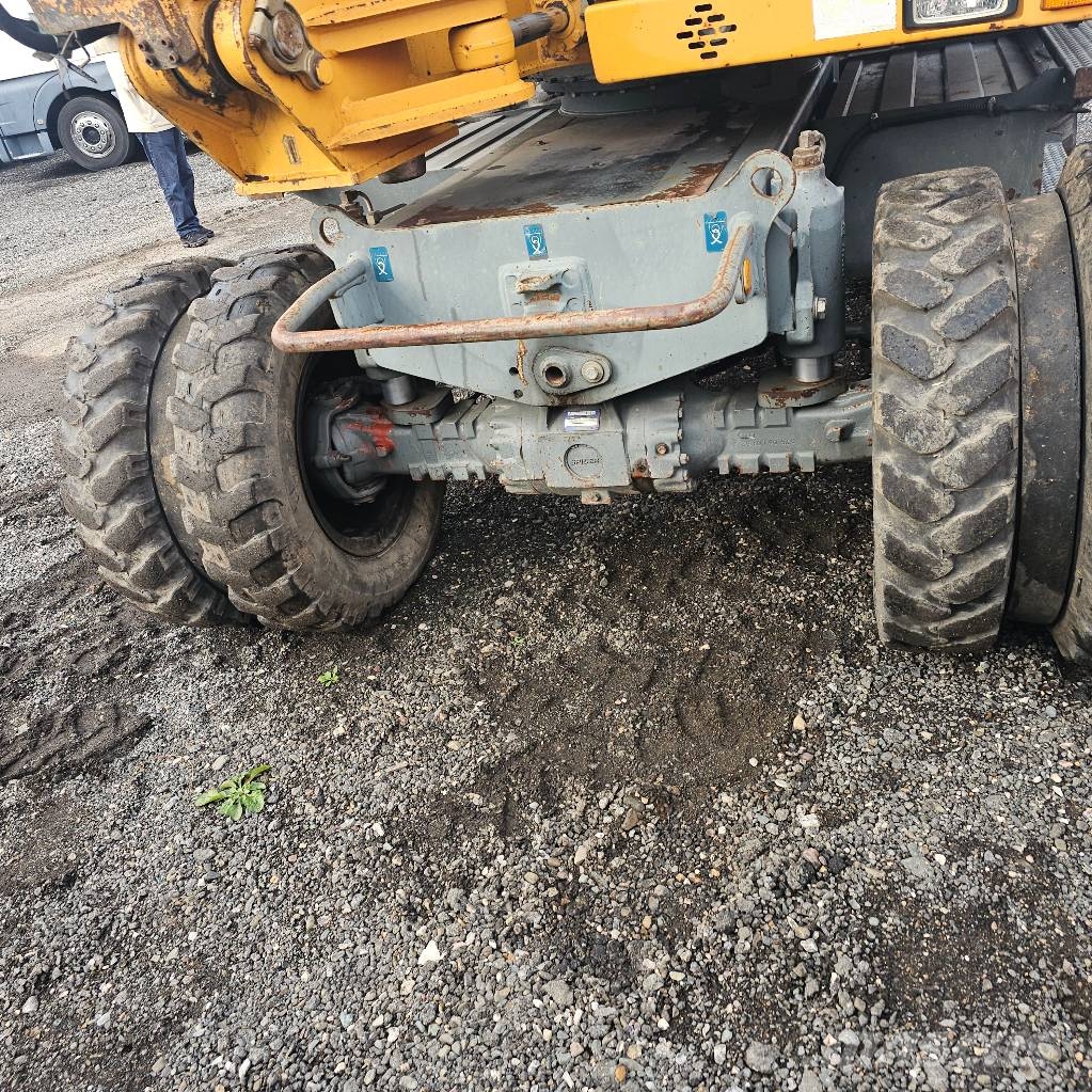 Liebherr 308 حفارات بعجل