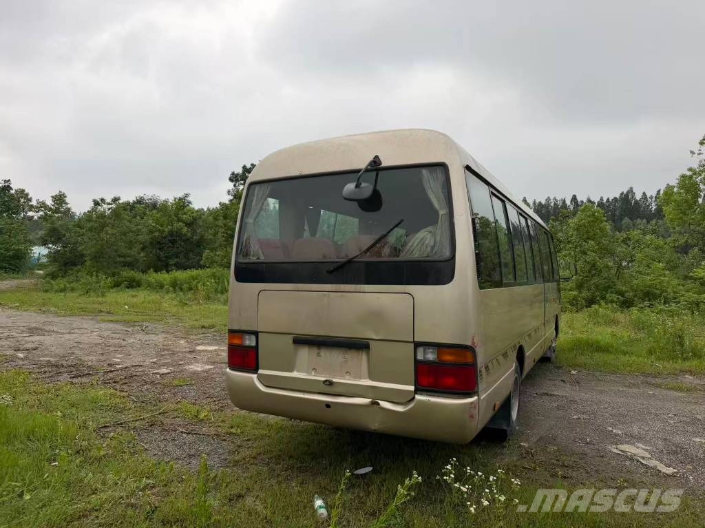 Toyota Coaster  15B Autobuses urbanos