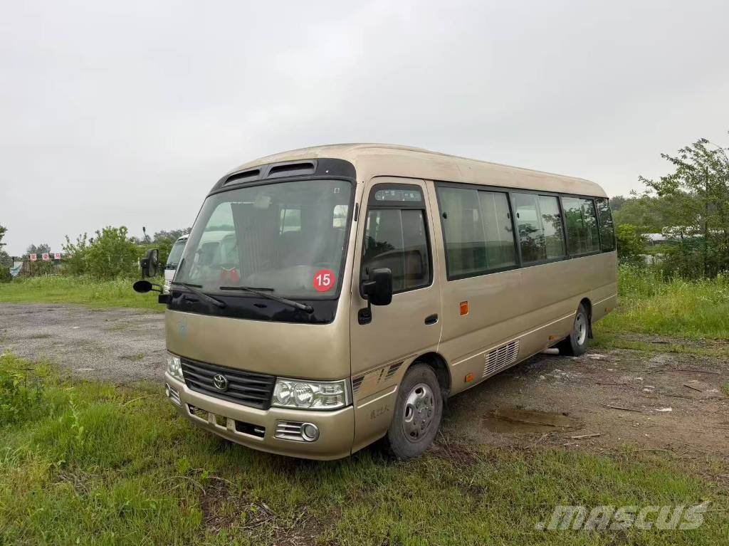 Toyota Coaster  15B Autobuses urbanos