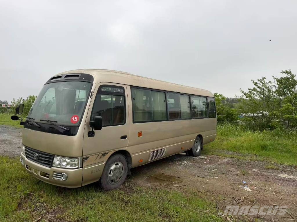Toyota Coaster  15B Autobuses urbanos