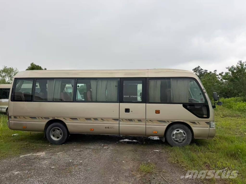 Toyota Coaster  15B Autobuses urbanos
