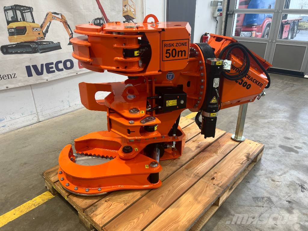 Westtech Woodcracker C300 Fällgreifer / Tiltator / NEU Decespugliatrici e trinciatrici idrauliche